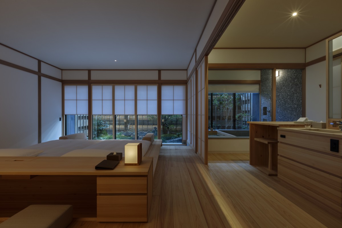 Guest Suite by Tomohiro Sakashita
